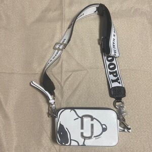 Brand New Marc Jacobs Snoopy Snapshot